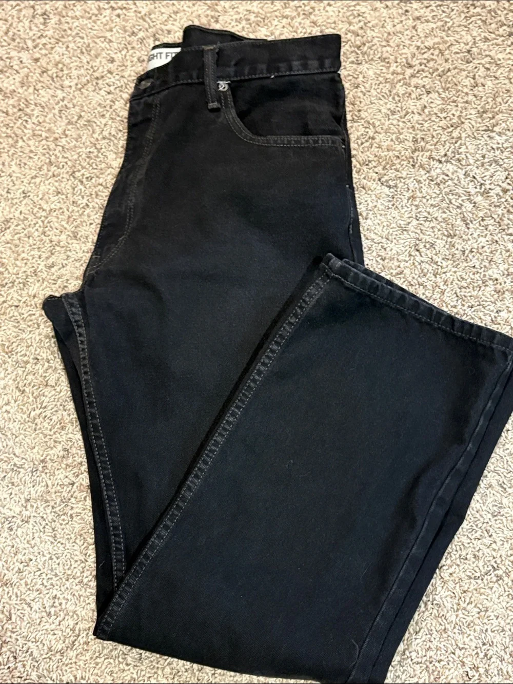 Levi's Black Straight Jeans - Classic Straight Fit